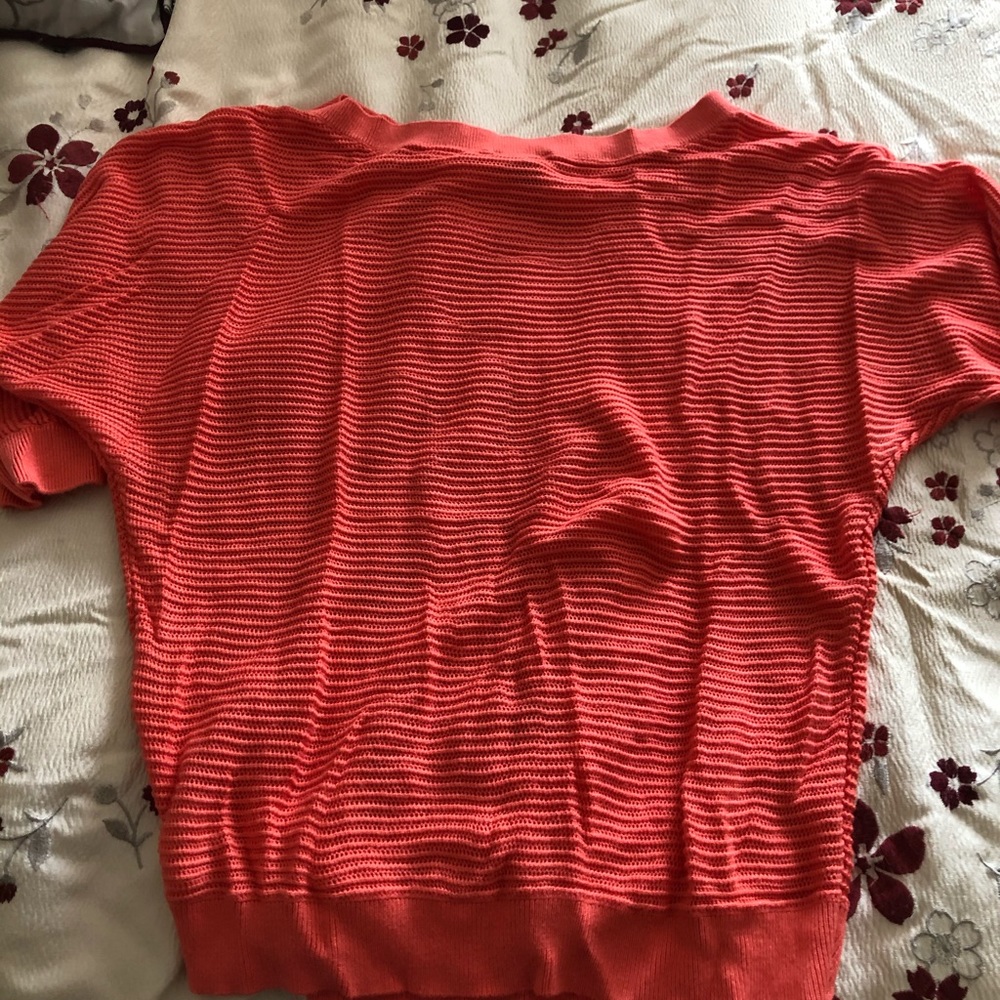 Express Top - Picture 4 of 4